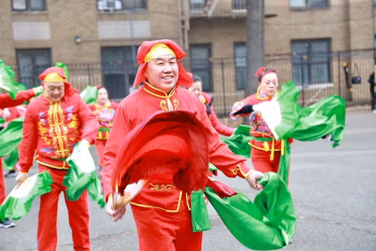 2024纽约东北同乡会康乃馨大游行